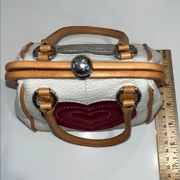 Like New Brighton Mini Heart Leather Kisslock Crossbody Purse (white and pink) - Picture 13 of 16